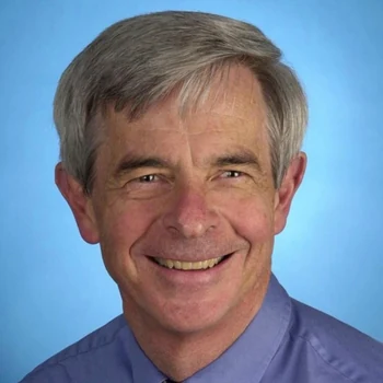 Dr Kim Oates AM